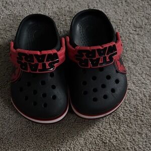 CROCS Kids Star Wars Slippers - Black and Red